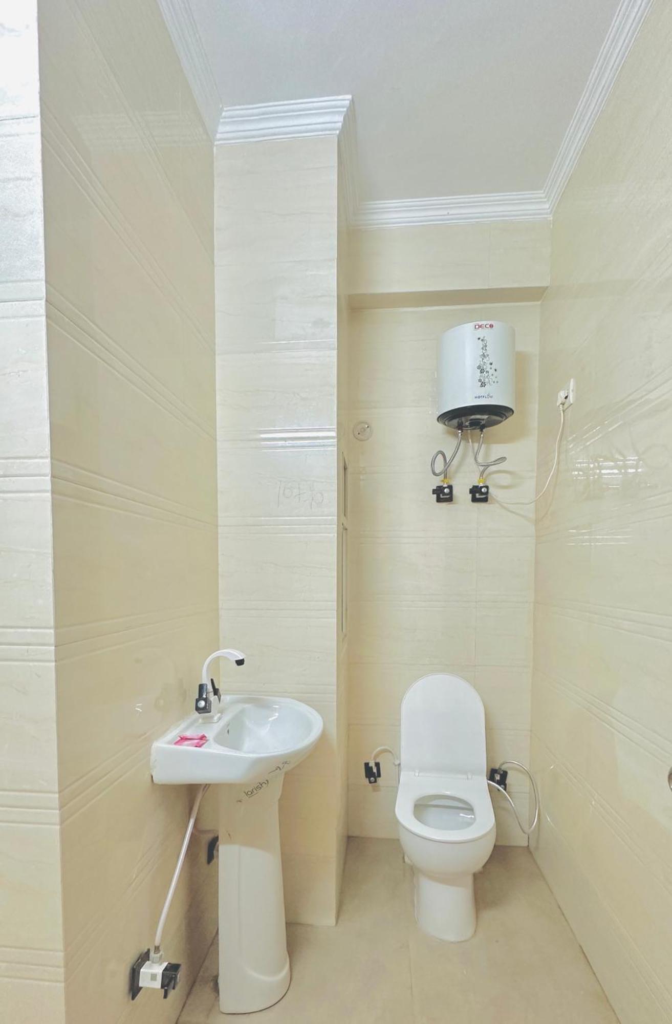 Hotel Relax In - Noida Sector 18 Exterior photo